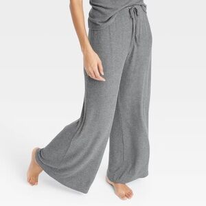 🔴 4/$15 Women's M/L Gray Ribbed Soft & Stretchy Wide Leg Drawstring Pajama Pants